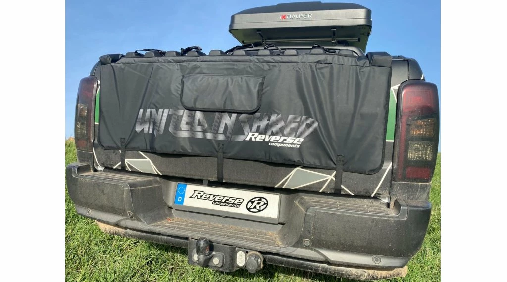 Reverse Components Tailgate Ladeklappenschutz 3 Reverse Components Tailgate Ladeklappenschutz