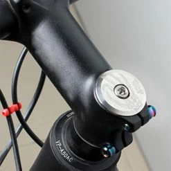 Unbranded MTB Road Bicycle Headset Top Cover Avec Boulons, Casque De Vélo Top Cover 10 Unbranded MTB Road Bicycle Headset Top Cover Avec Boulons, Casque De Vélo Top Cover -Accessoires auto pour vélo Boutique 756053747 max 1