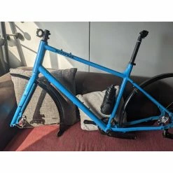 Vélo Urbain Kona -Accessoires auto pour vélo Boutique kona dew deluxe l demonte 1