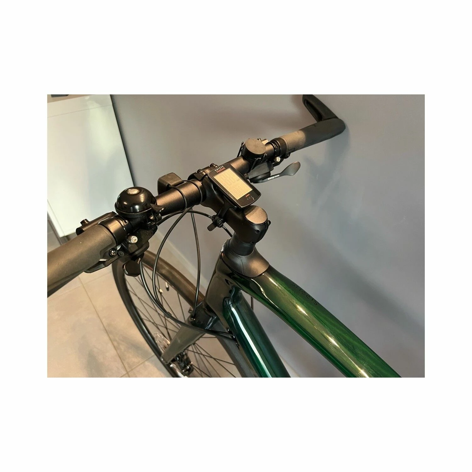 Vélo Urbain Specialized 4 Vélo Urbain Specialized – Image 2